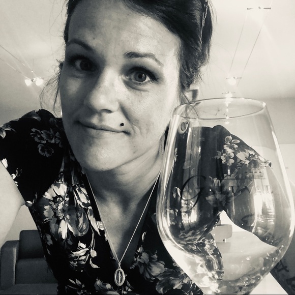 Meet your Posher, Jaci - Picture 2 of 8